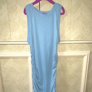 SHEIN Solid Sleeveless Bodycon Dress